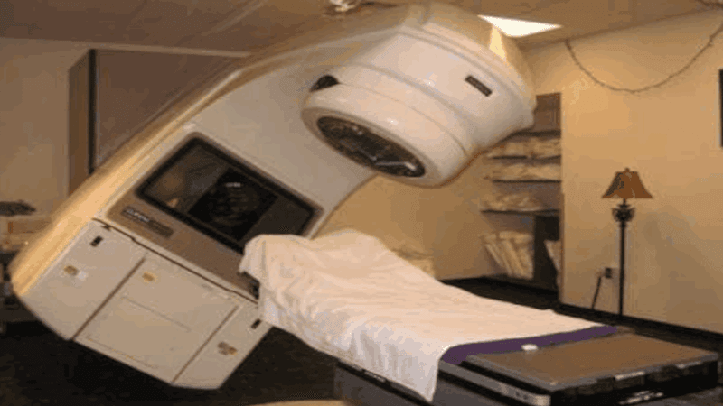 The Therac-25 Radiation Machine (1980s)