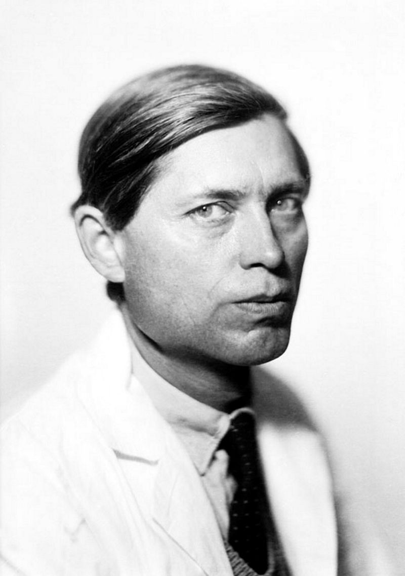 Theodor Svedberg, Swedish chemist and academic, Nobel Prize laureate (1971)