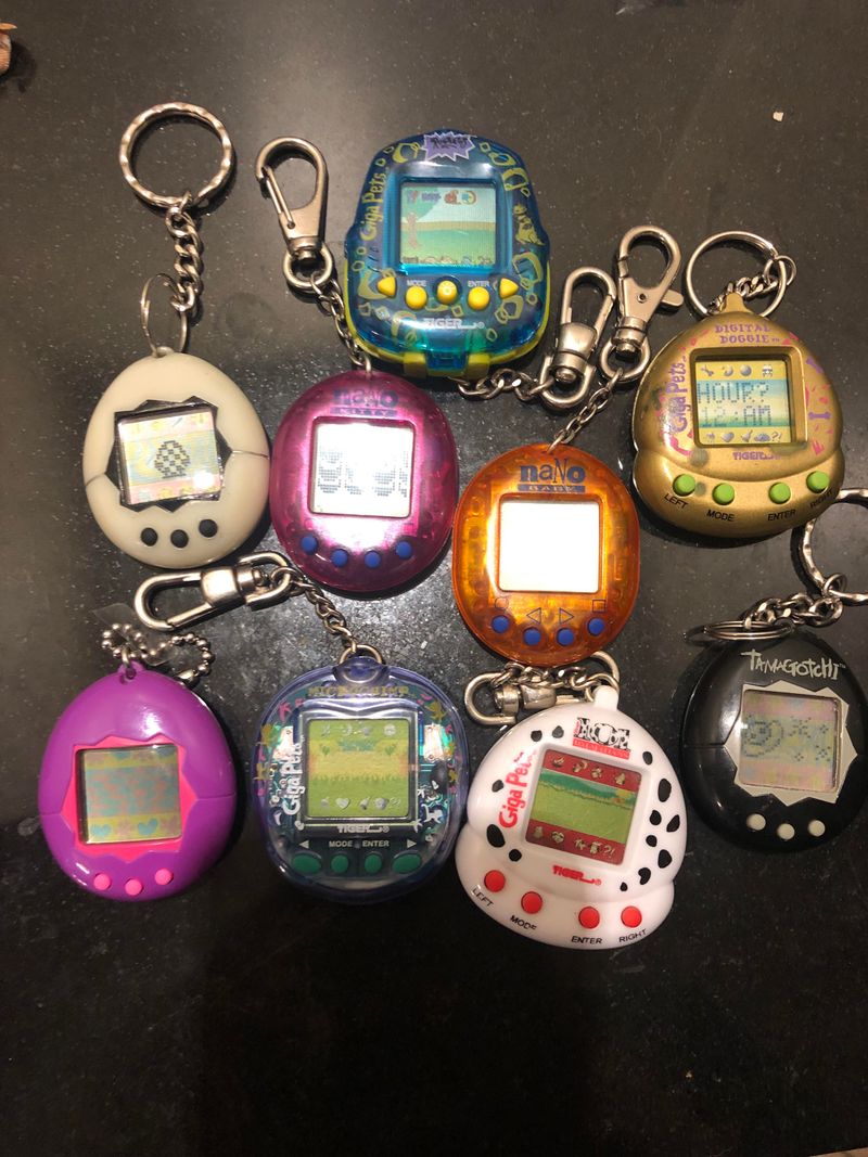 Tamagotchi & Digital Pets