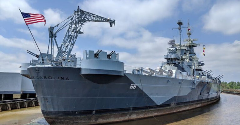 10 Fascinating Facts About the USS North Carolina: The “Unsinkable” Warship That Stunned History