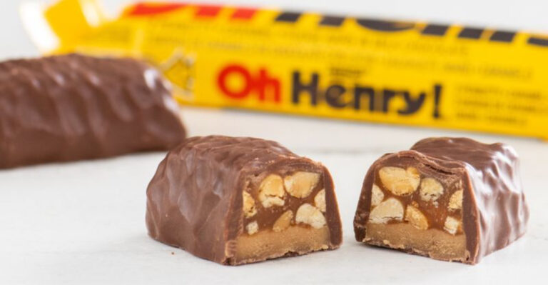 17 Classic Candy Bars That Tasted Better Back Then