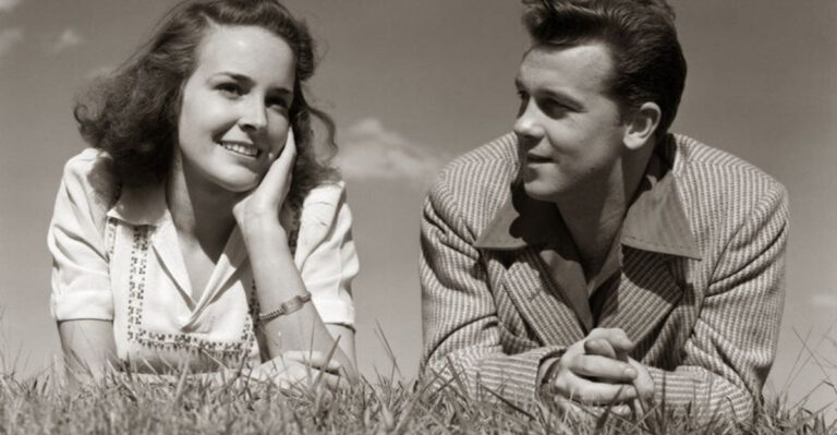 25 Ways Dating in the 1940s Was Completely Different