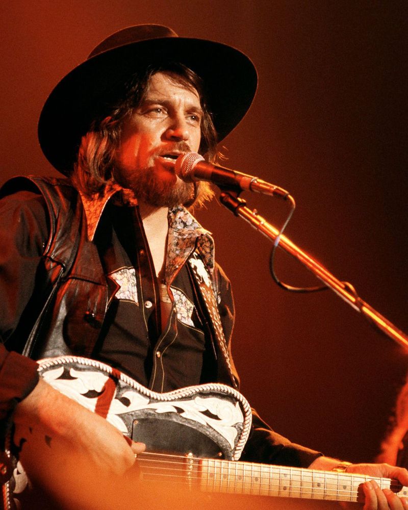 Waylon Jennings – 