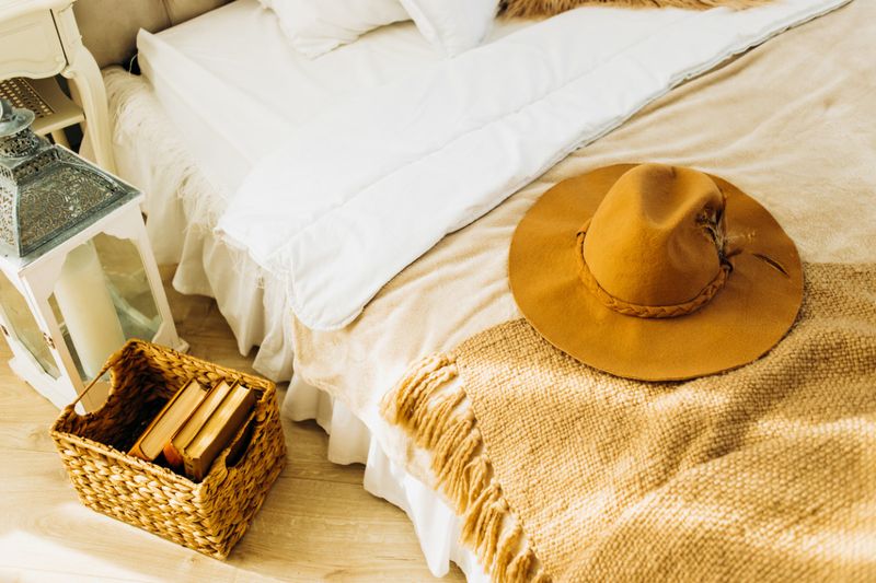 Don’t Put Your Hat on the Bed