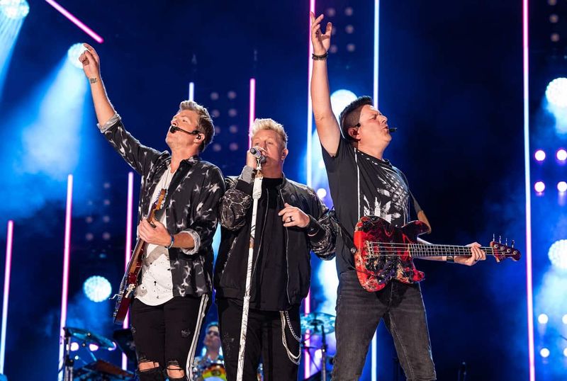 Bless the Broken Road – Rascal Flatts