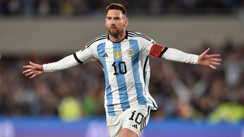 Lionel Messi (1987–)