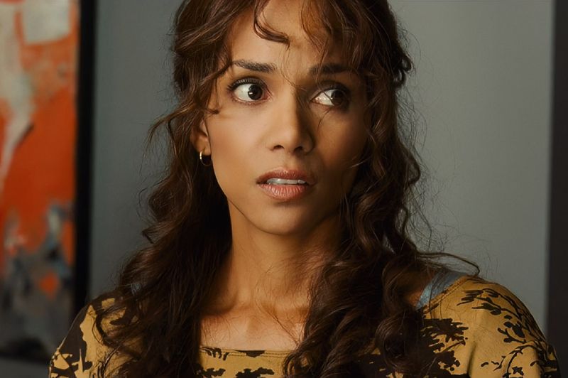 Halle Berry in 'Catwoman'