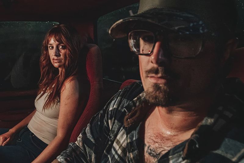 Wait in the Truck – HARDY & Lainey Wilson (2022)