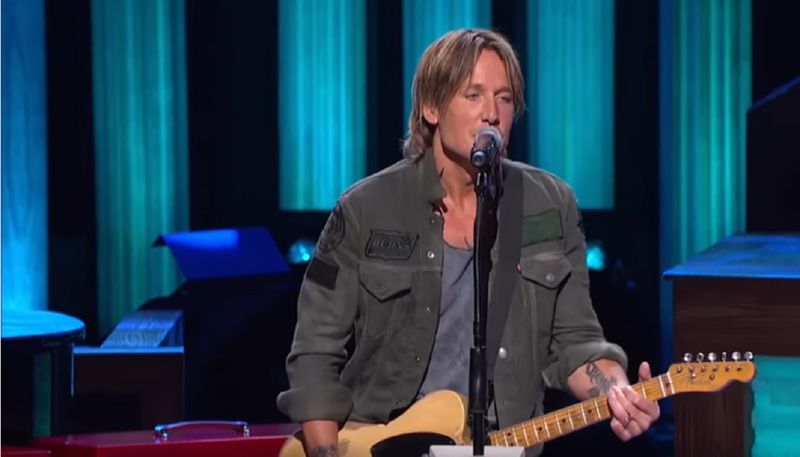 Blue Ain’t Your Color – Keith Urban