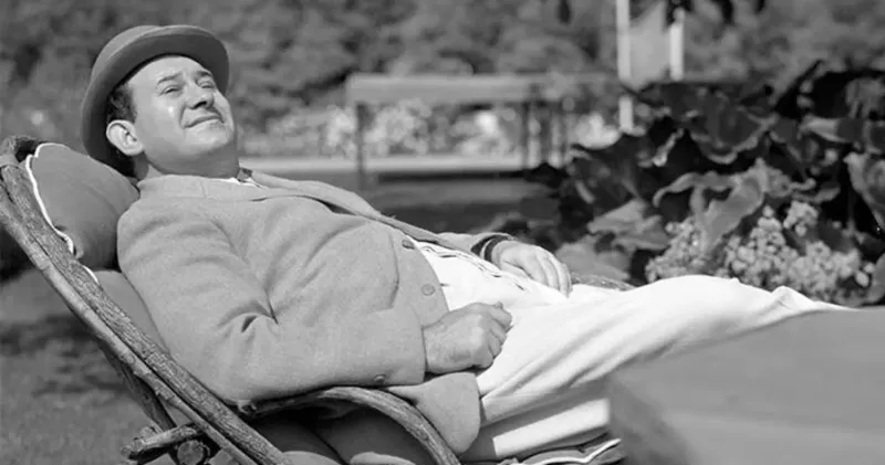 Harry Einstein (“Parkyakarkus”)