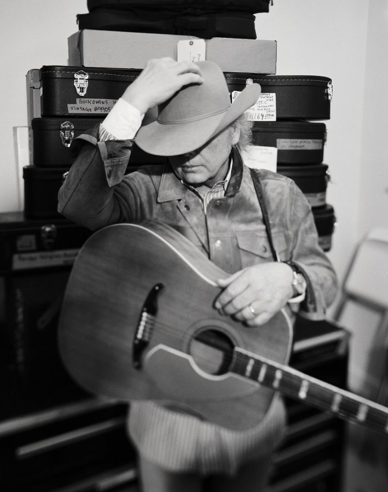 Dwight Yoakam – Buck-Inspired Honky Tonk in the ’80s