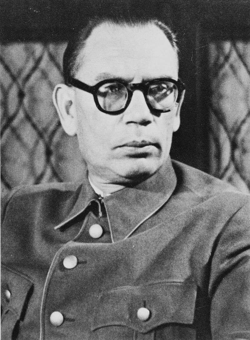 General Andrey Vlasov Joins the Nazis (WWII)