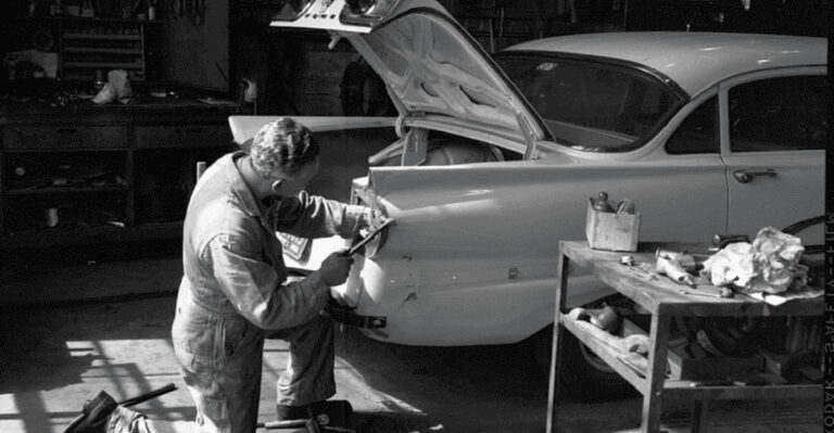 12 Jobs Only Men Did in the ’50s That Would Be Unthinkable Today