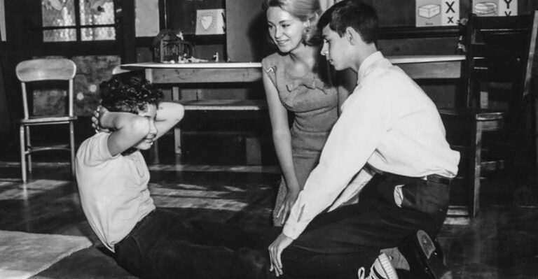 13 School Rules from the ’60s That Would Spark Outrage Today — and 5 That Deserve a Comeback