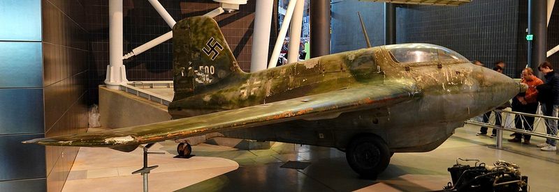 Messerschmitt Me 163 Komet – 659 mph (Germany, entered service 1944)