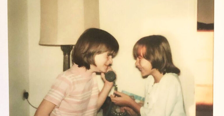 15 Things Kids Used to Do Before Phones and Wi-Fi Took Over