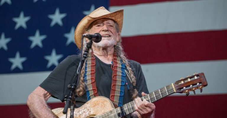 19 Ways the 1970s Became the Turning Point for Willie Nelson’s Unstoppable Career