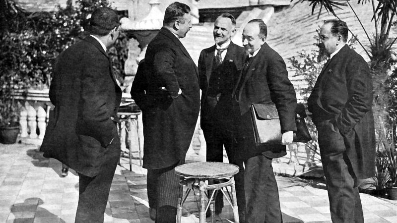 1922 – Signing of the Treaty of Rapallo