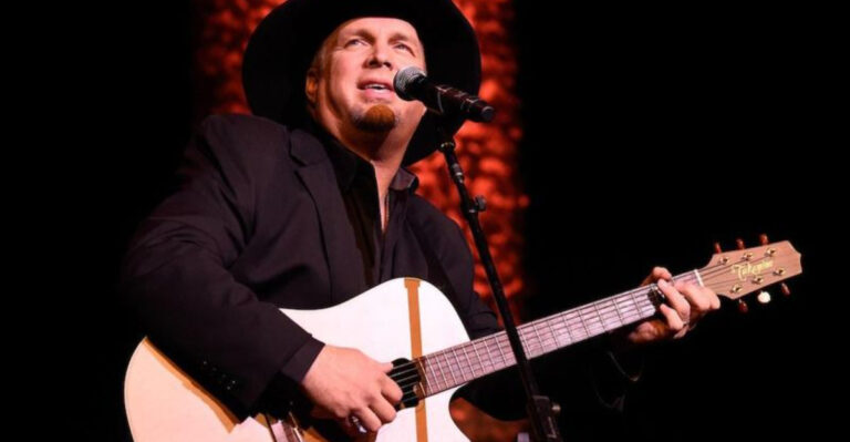 23 Country Songs You’ll Remember by the Names in Their Titles