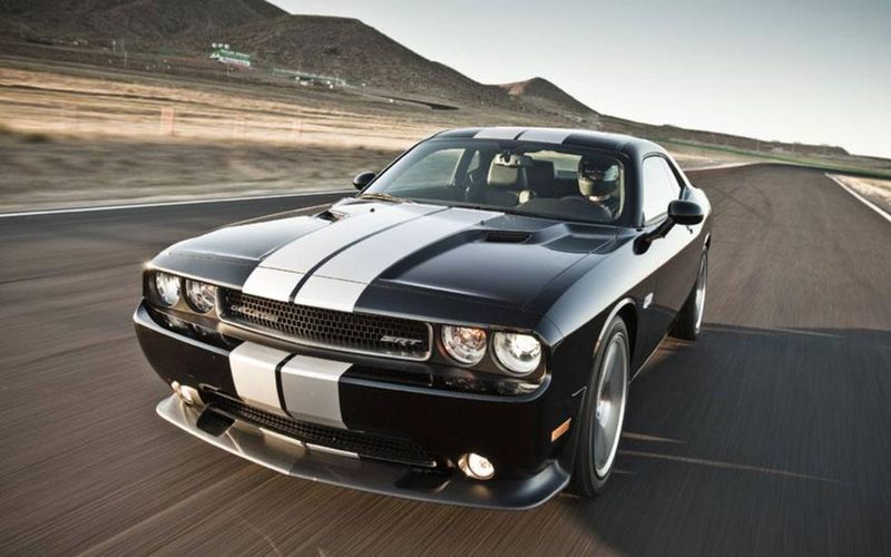 Challenger SRT8 392 (pre-Scat Pack performance variant)