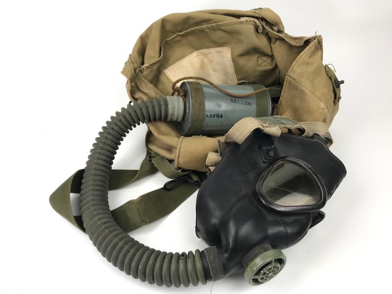 Gas Mask & Carrier