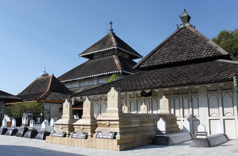 Java’s Islamic Transformation (15th–16th centuries)