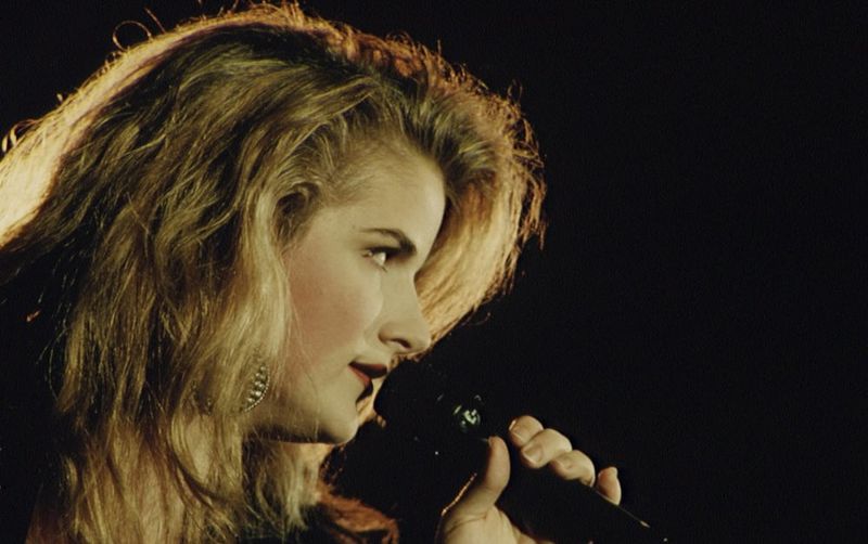 20 Country Songs That Prove Simplicity Is Everything - Back in Time Today