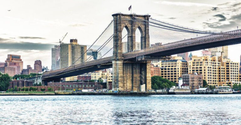 From Tragedy to Triumph: What Really Happened When the Brooklyn Bridge Opened in 1883