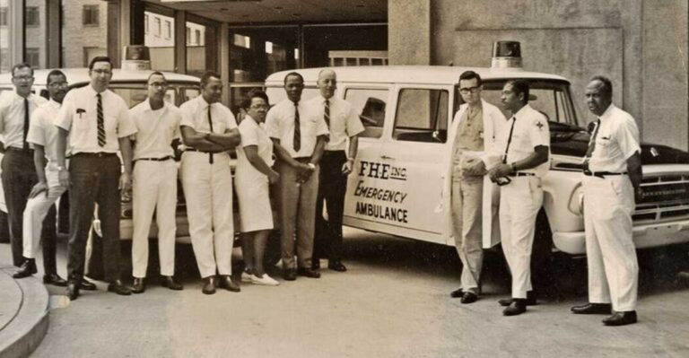 From Wagons to Life-Saving Machines: You Won’t Believe What Ambulances Looked Like 100 Years Ago!