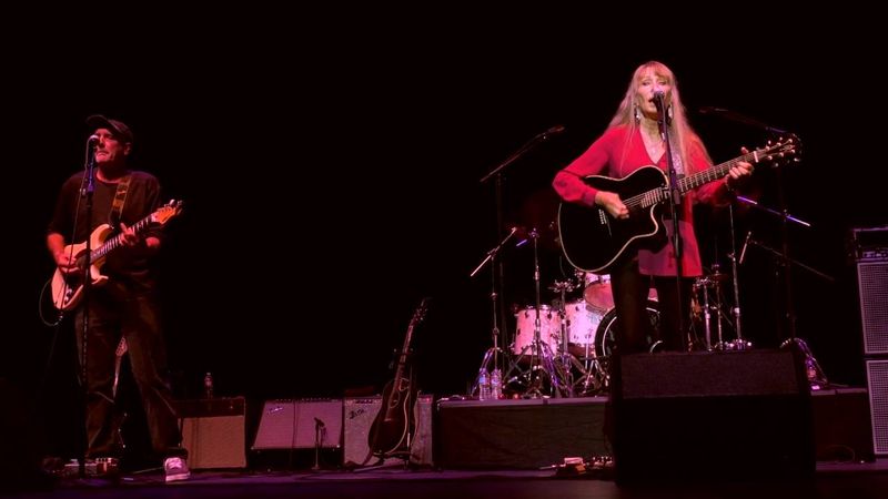 Queen of Hearts – Juice Newton