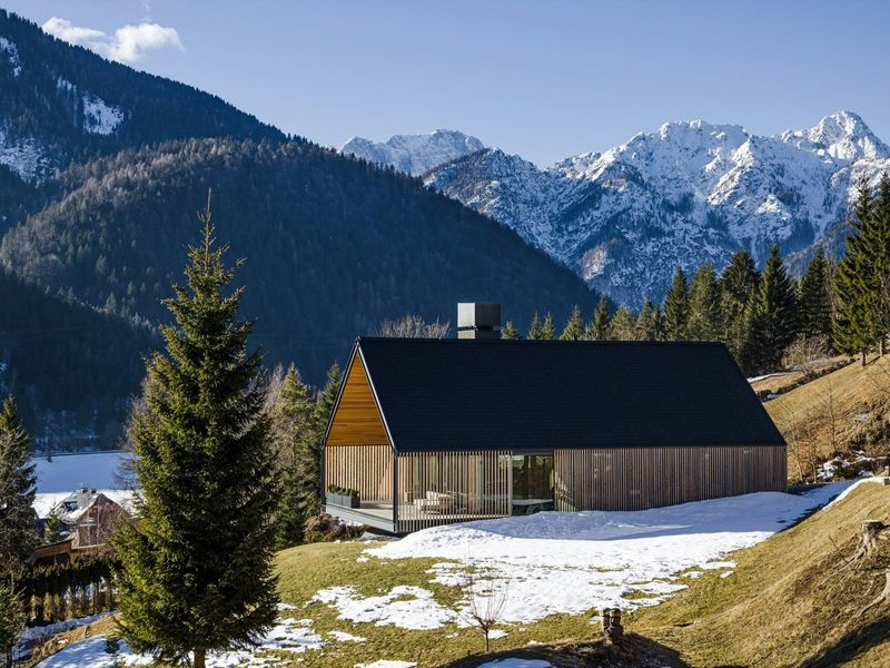 Mountain Retreats Took Off