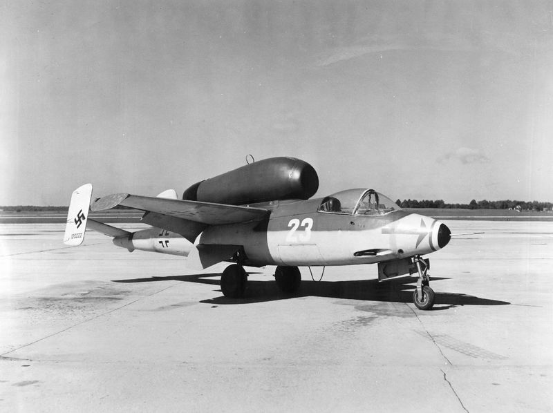 Heinkel He 162 Volksjäger – 522 mph (Germany, 1945)