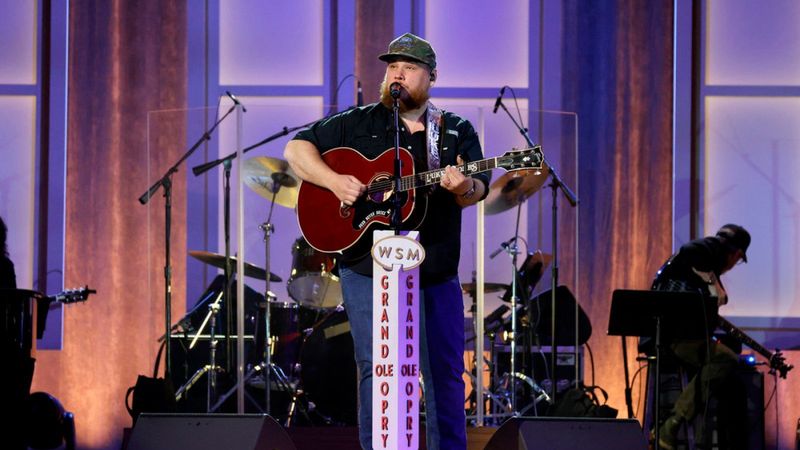 Luke Combs' 