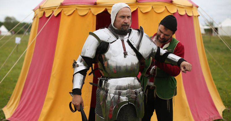 No Wearing Armor in Parliament