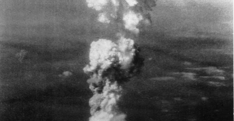 No Hiroshima, No Nagasaki – How the World Might Look Today Without the Bomb