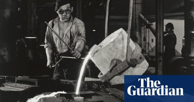 Manual Labor vs. Knowledge Work