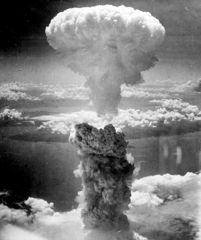 The Manhattan Project – Creating the First Atomic Bomb