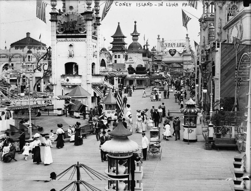 The Birth of the Boardwalk (Early 1900s)