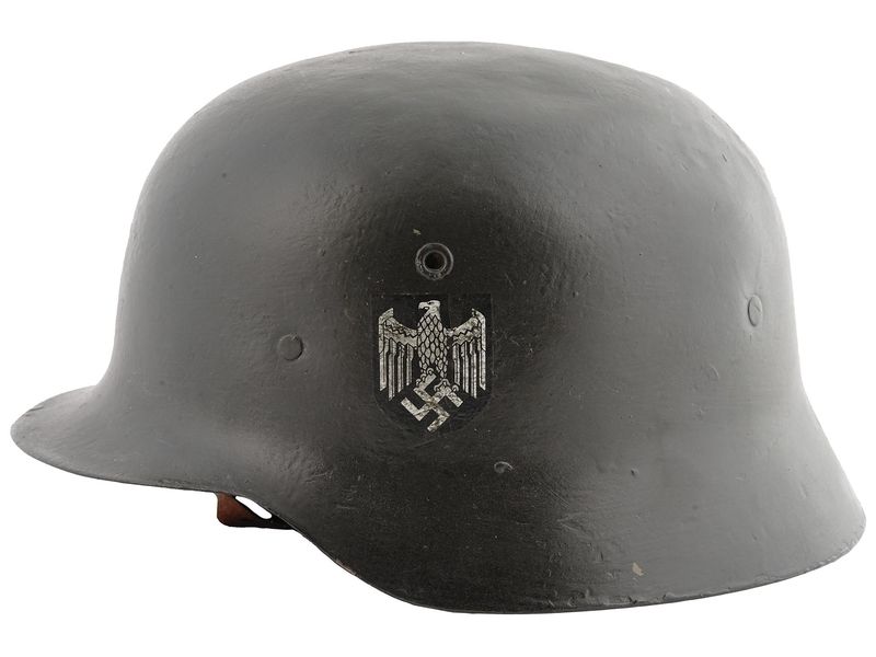 German Stahlhelm helmet (M35/M40)