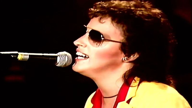 Somebody’s Knockin’ – Terri Gibbs