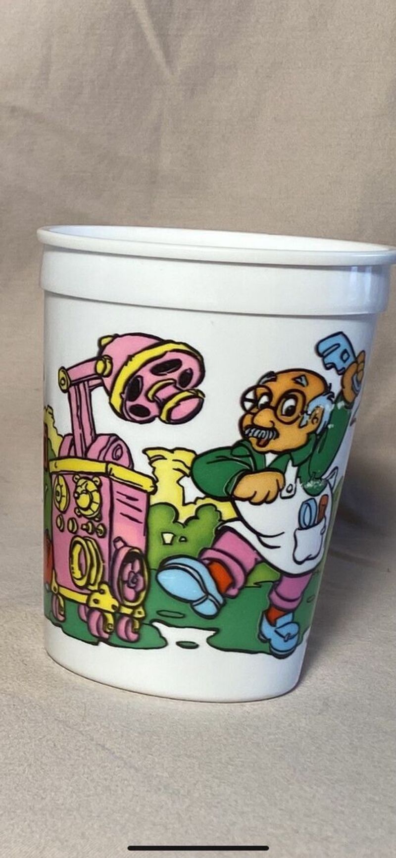 There Were Collector’s Glasses and Toys Before Kids’ Meals Were Big