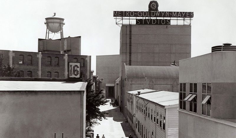 The Studio System Takes Shape (1930-1935)