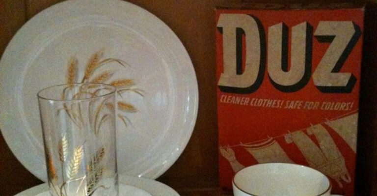 These 14 Brands Were Everywhere in the ’70s — Where Are They Now?