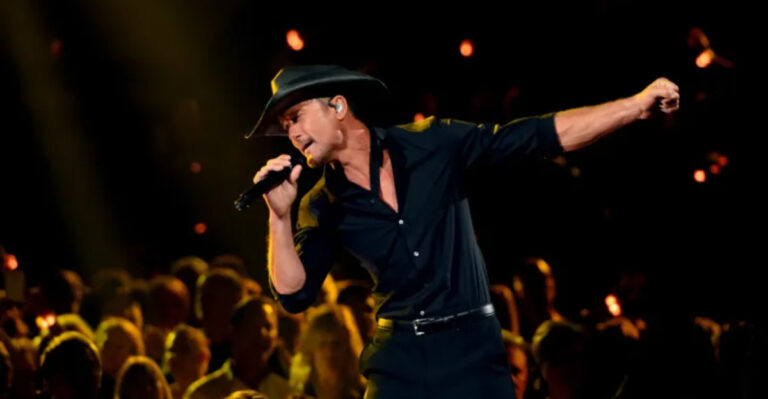 These 21 Country Songs Totally Ruled the 2010s – Did Your Favorite Make the List?
