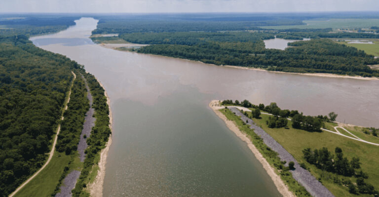 They Tried to Control the Mississippi River… History Shows It Didn’t End Well