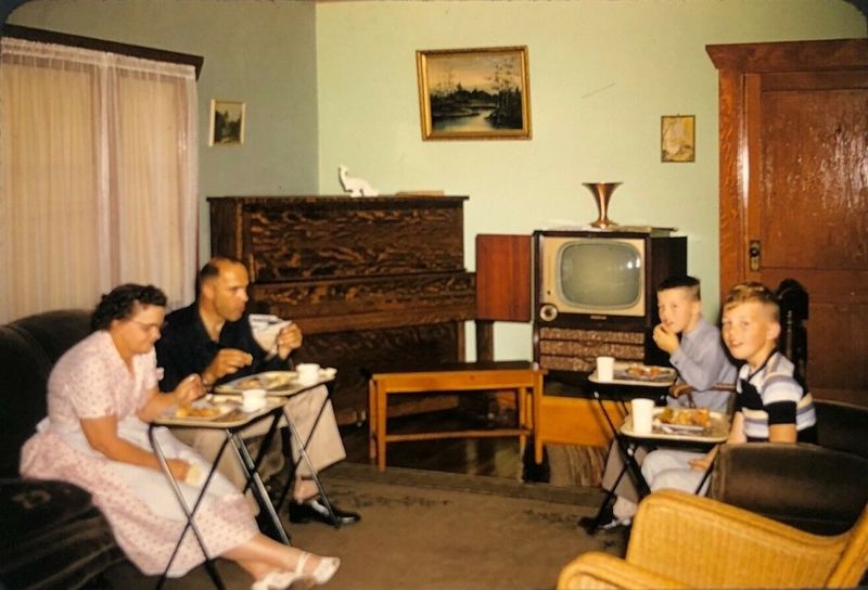 2. Dinner Time Shifted to “TV Dinners”