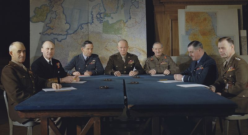 Eisenhower’s Controversial Decision to Split the Offensive