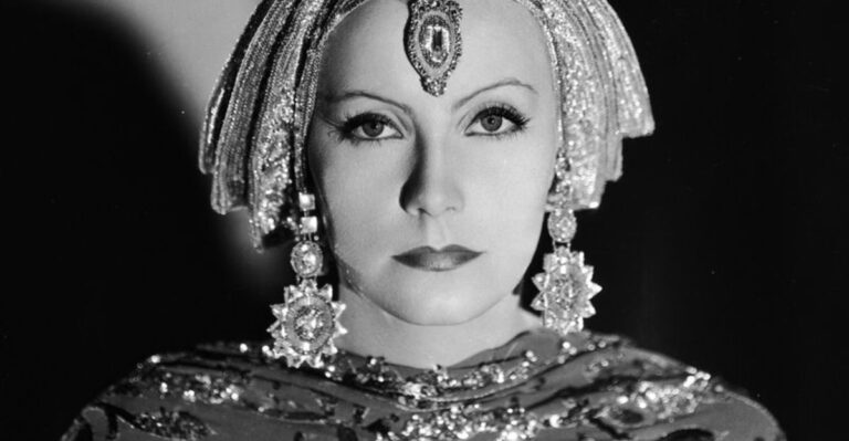 15 Celebrities From the ’20s – The Jazz Age Icons