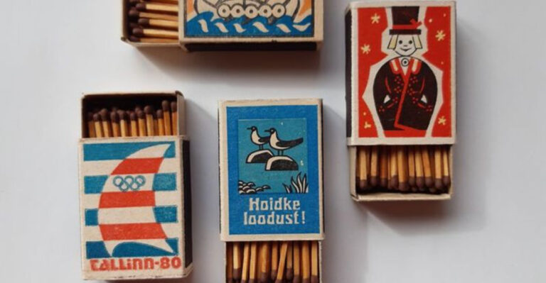 15 School Items Kids Brought in the 80s That Would Get Them in Big Trouble Today