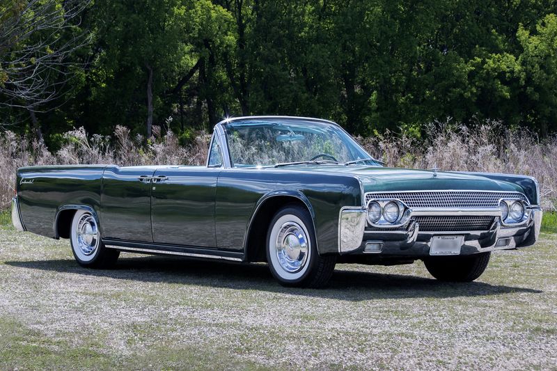 1961 Lincoln Continental Convertible